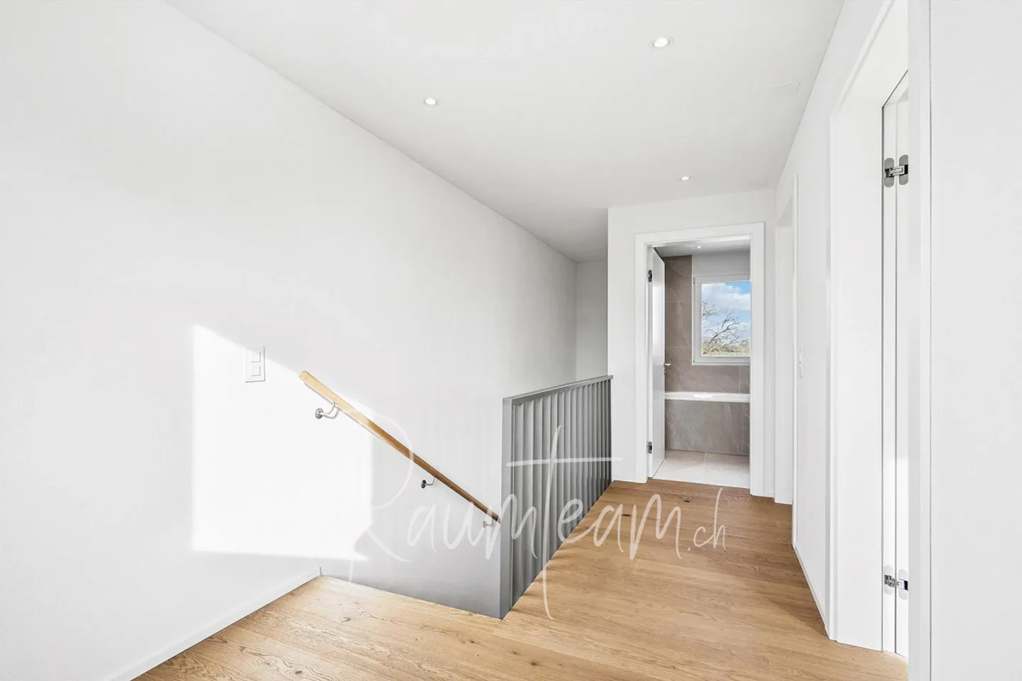 Hell, modern and high quality: New residential building B near Amriswil - Photo 4 of 14