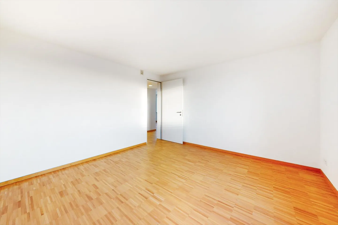 «Wunderschöne Wohnung im Zentrum von Dübendorf» - Foto 4 von 6