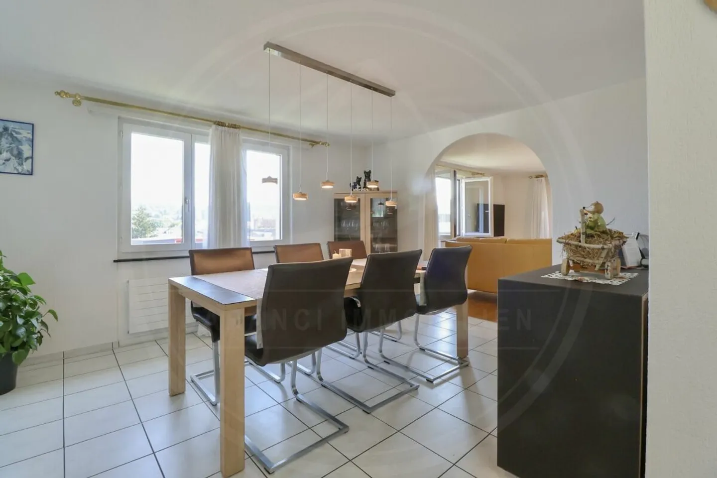 Casa unifamiliare ben tenuta di 4½ locali in posizione tranquilla a Reinach AG - Foto 4 di 14