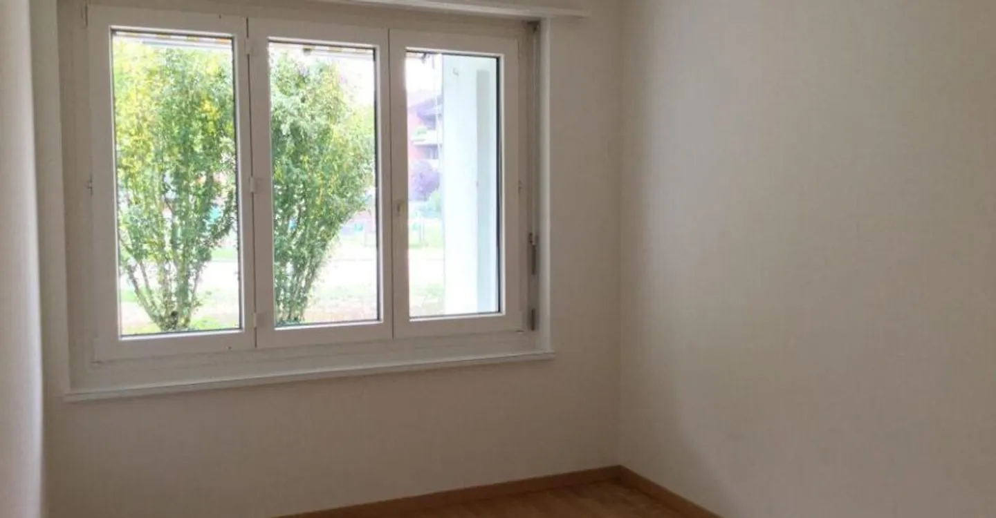 Zentral gelegen, familienfreundlich mit Gartensitzplatz - Foto 5 von 6