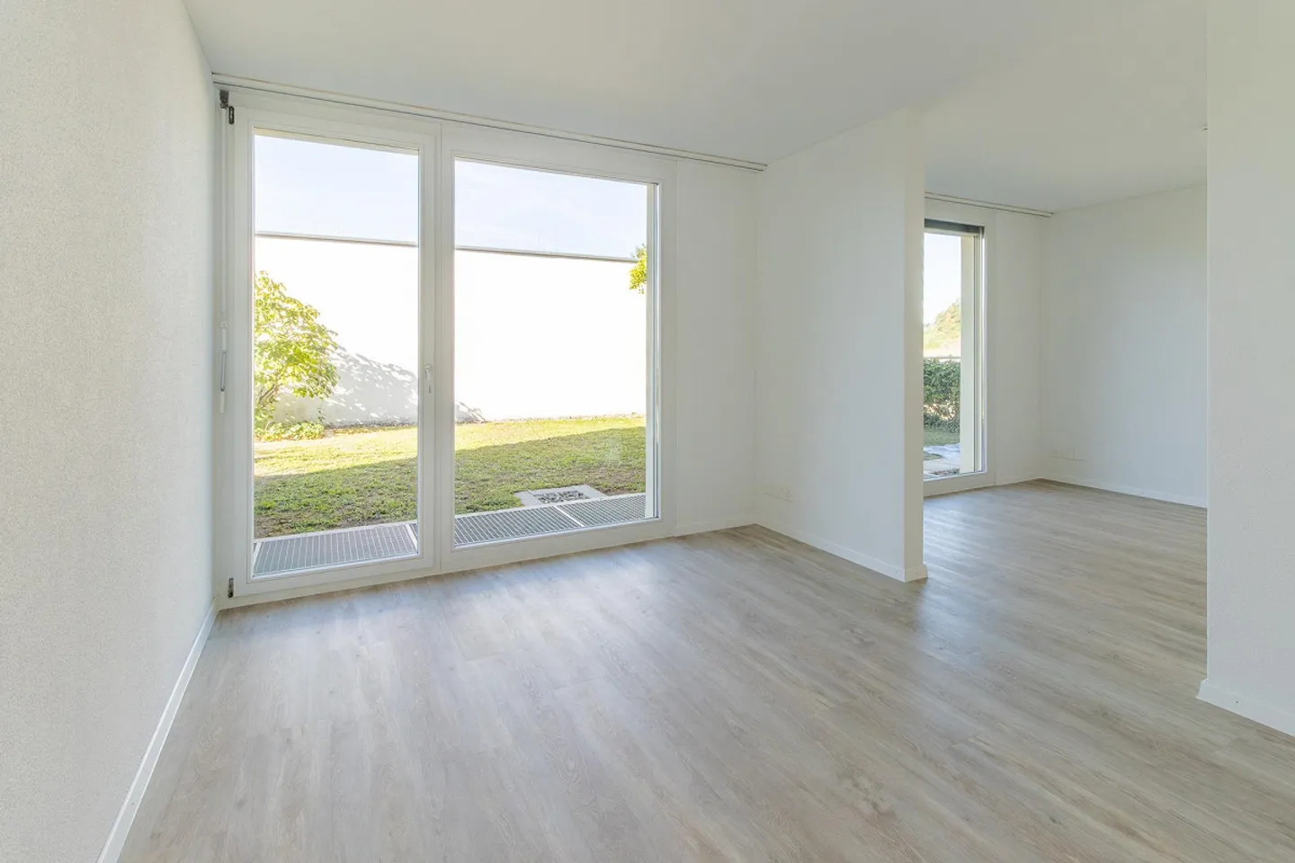 Plenty of space, idyllic tranquility, and wonderful views - Photo 17 of 23