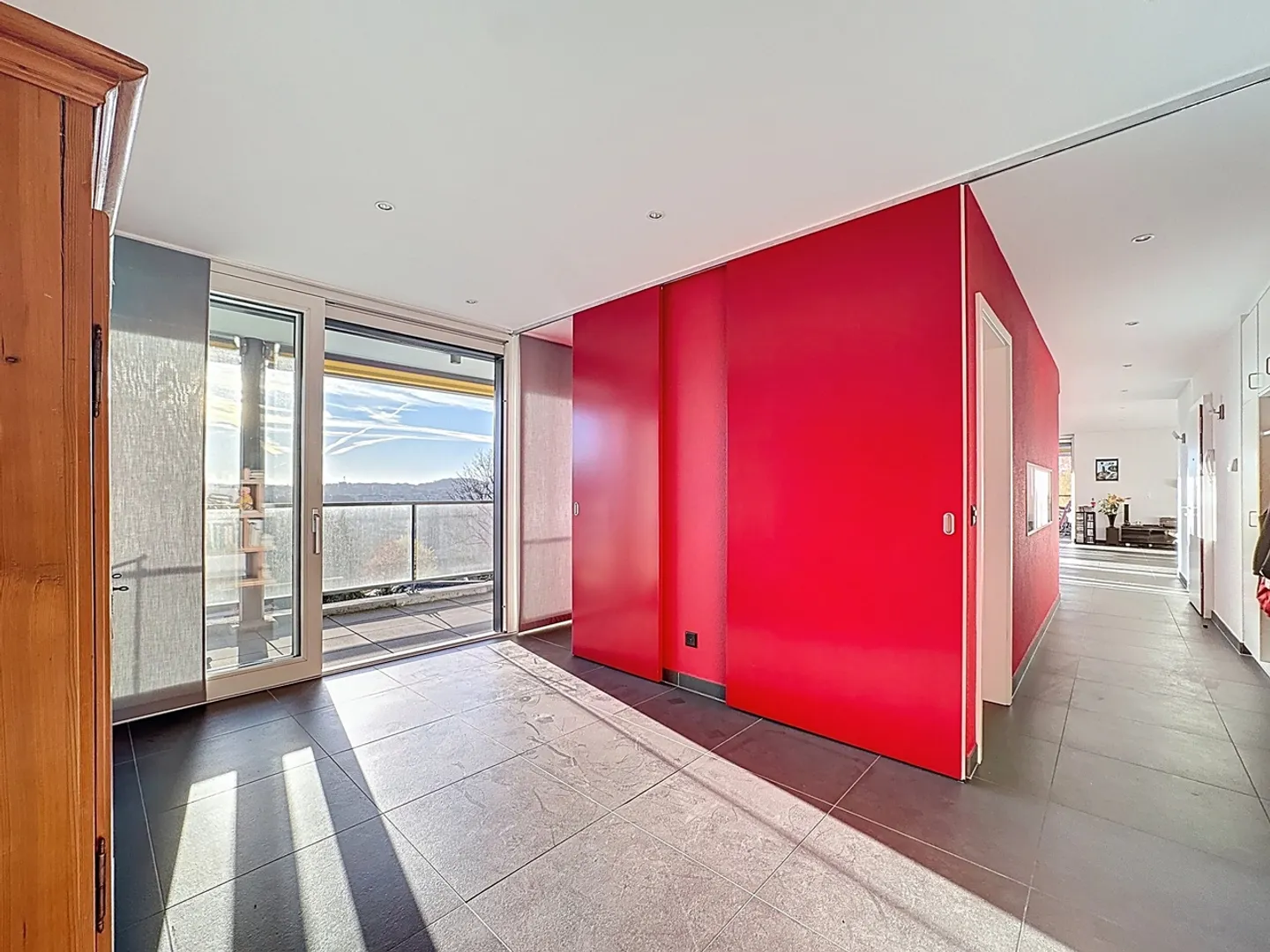 Appartement au dernier étage de 5.5 pièces à Fribourg avec vue dégagée - Photo 6 of 12