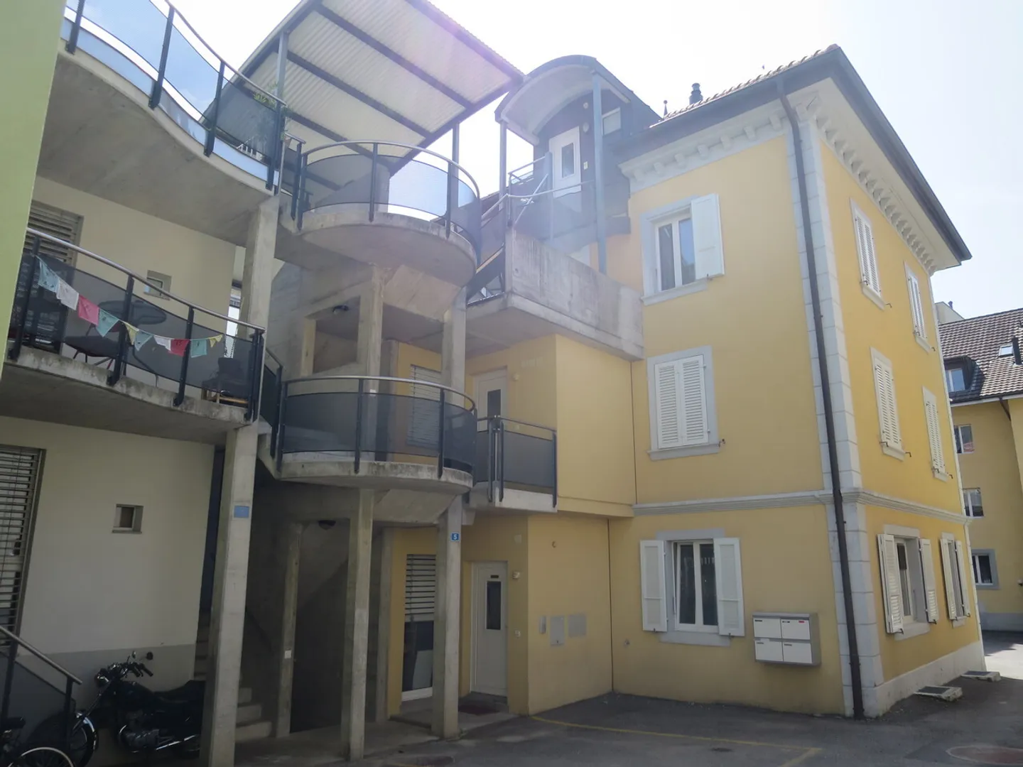 2.5 rooms in downtown Fribourg - Photo 1 of 7