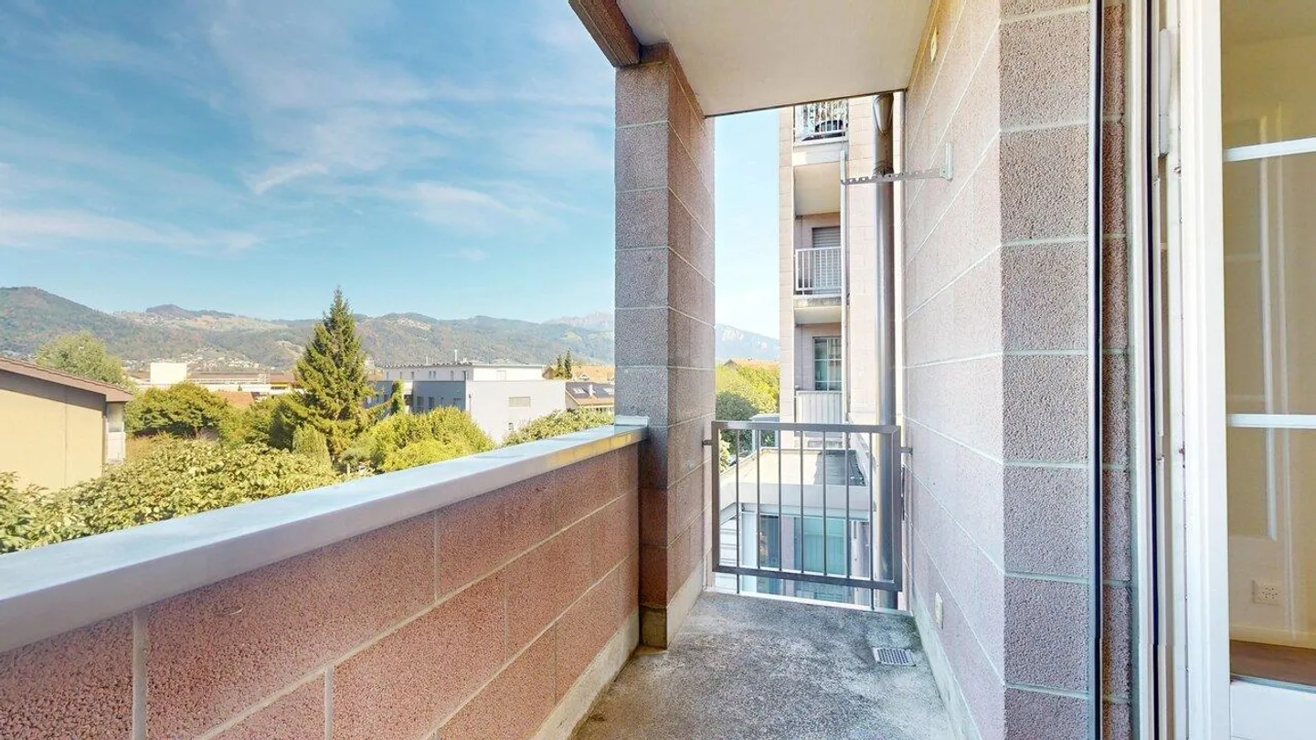 Geräumige Wohnung mit atemberaubendem Blick - Foto 12 von 14