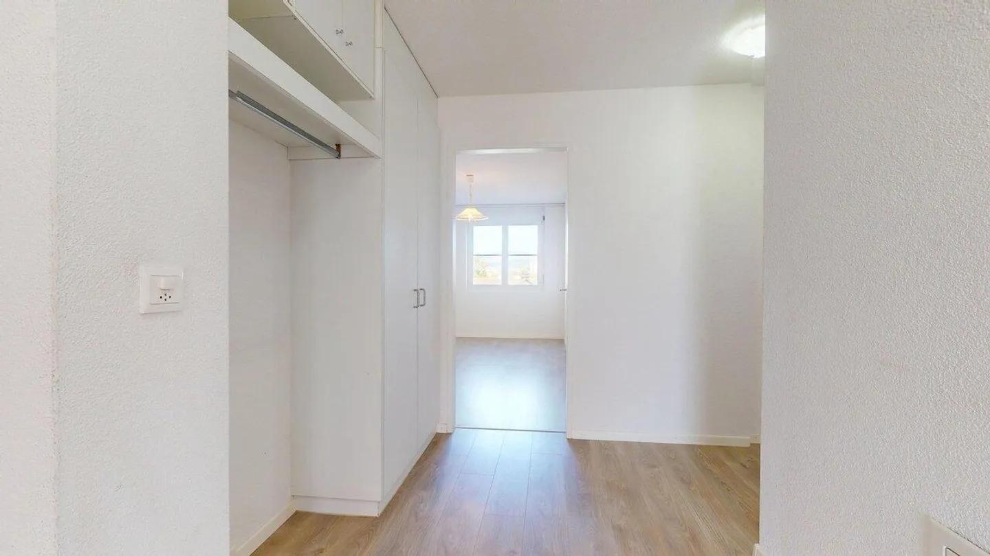 Geräumige Wohnung mit atemberaubendem Blick - Foto 13 von 14