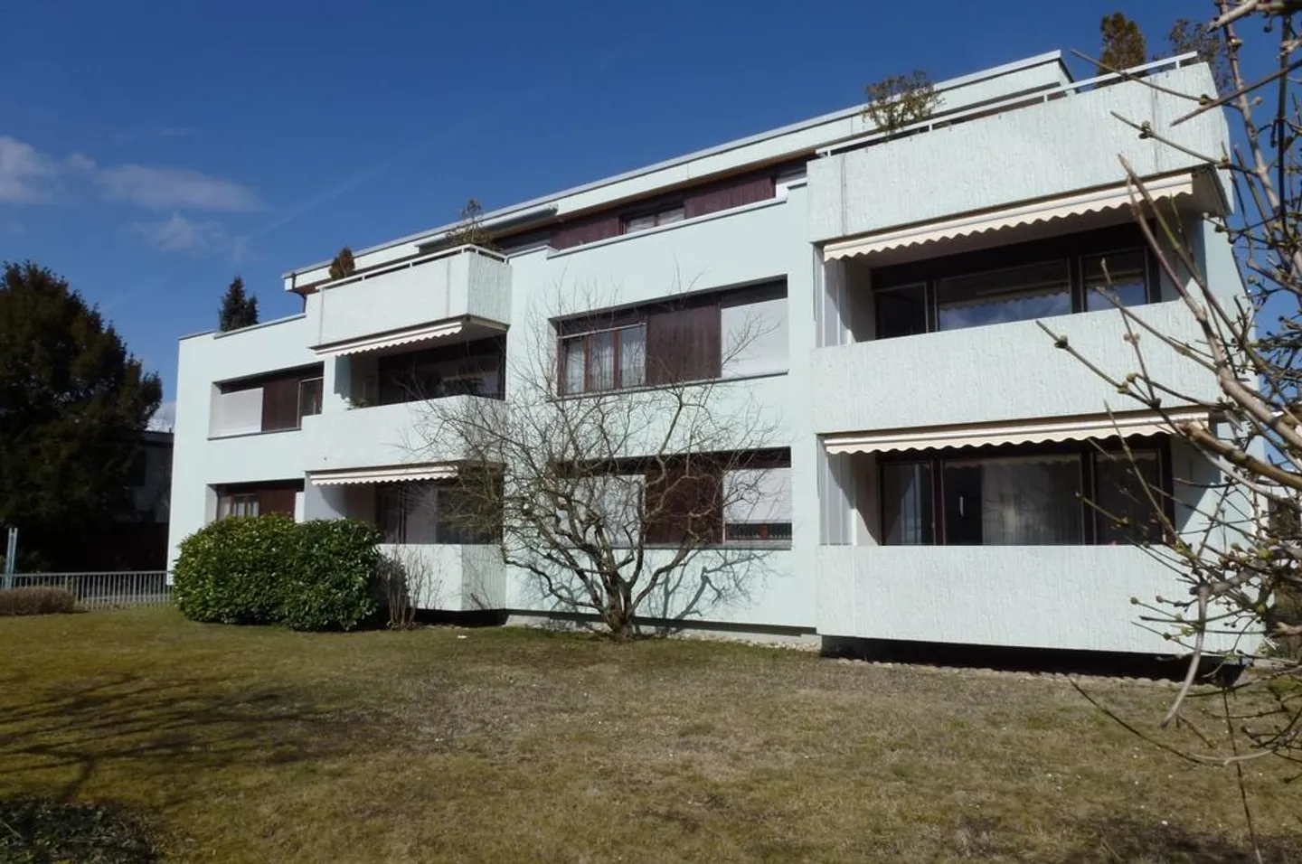 Geräumige Attikawohnung mit Terrasse - Foto 1 von 10