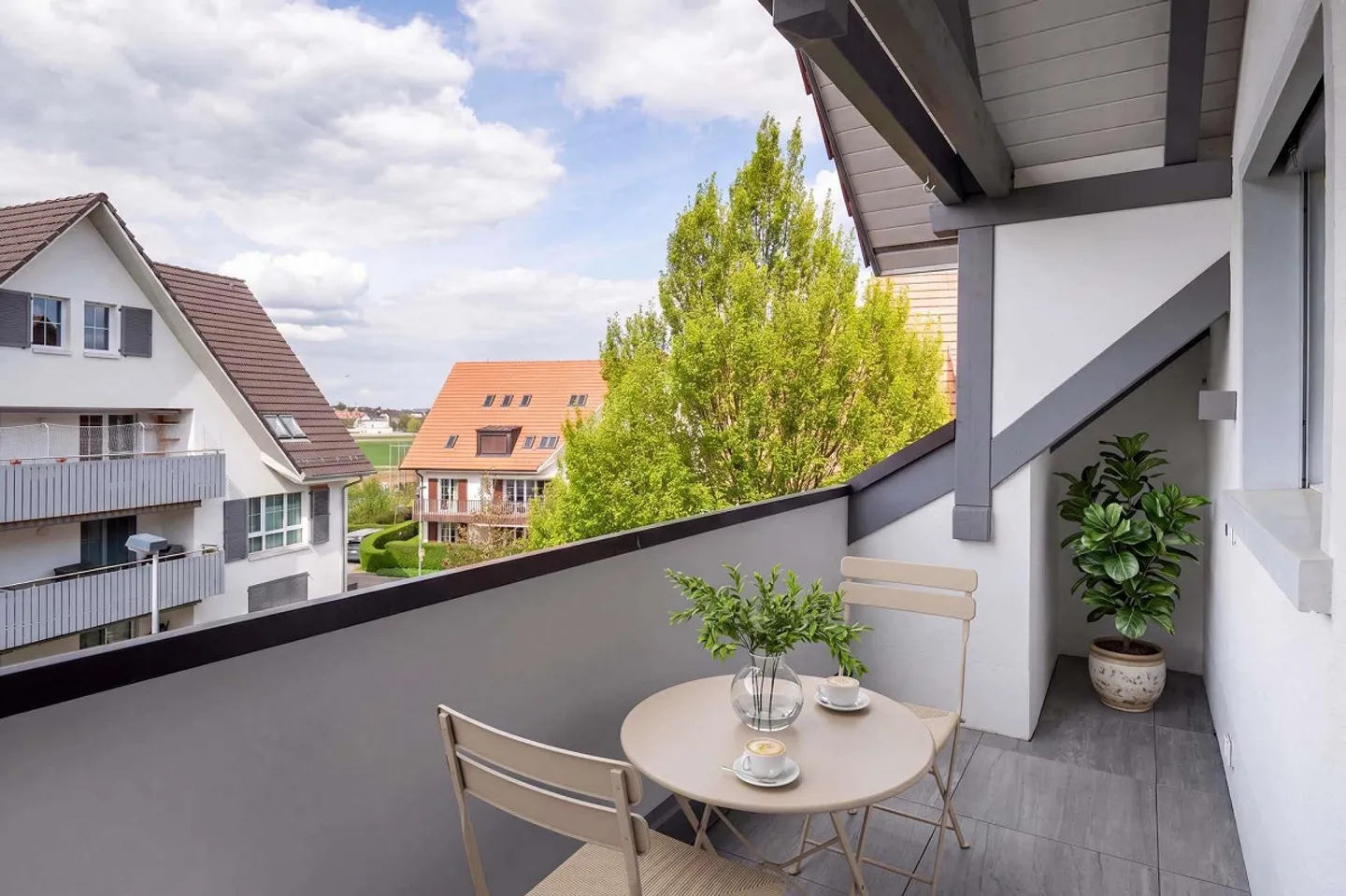 Light. Space. Lifestyle. ? Exclusive 5.5-room maisonette with 180 m² living space in Niederglatt - Photo 12 of 17