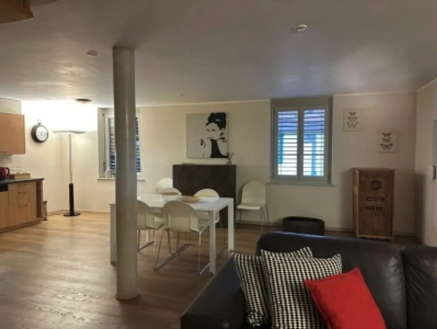 Very beautiful 3.5-room furnished house in the center of Neuchâtel - Photo 1 of 4