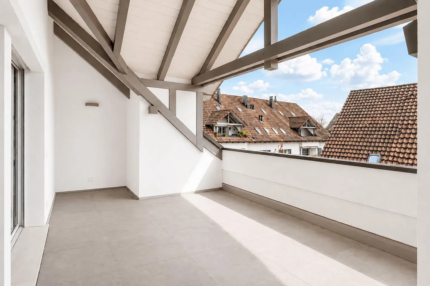 Light. Space. Lifestyle. ? Exclusive 5.5-room maisonette with 180 m² living space in Niederglatt - Photo 11 of 17