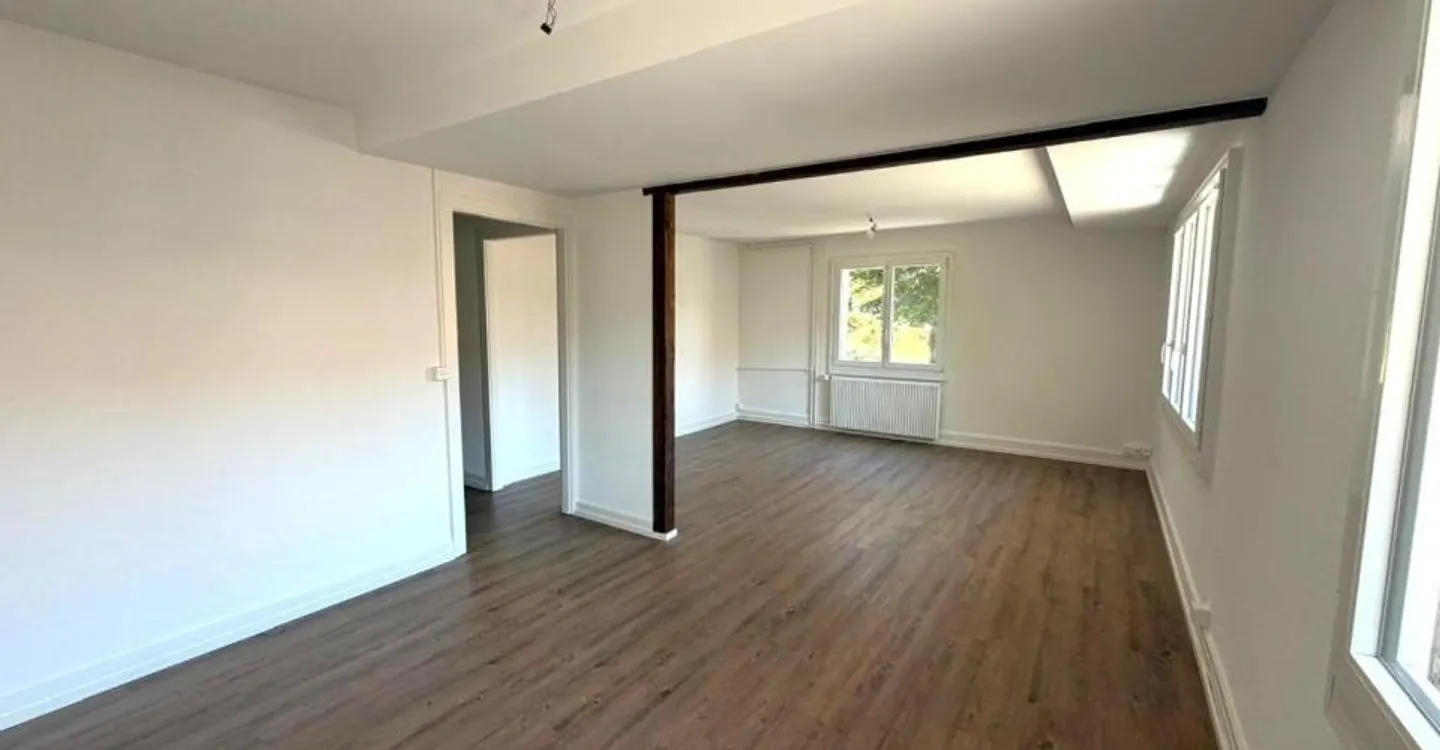 St-Imier, nice renovated 3.5-room apartment on the 2nd floor - Photo 11 of 11