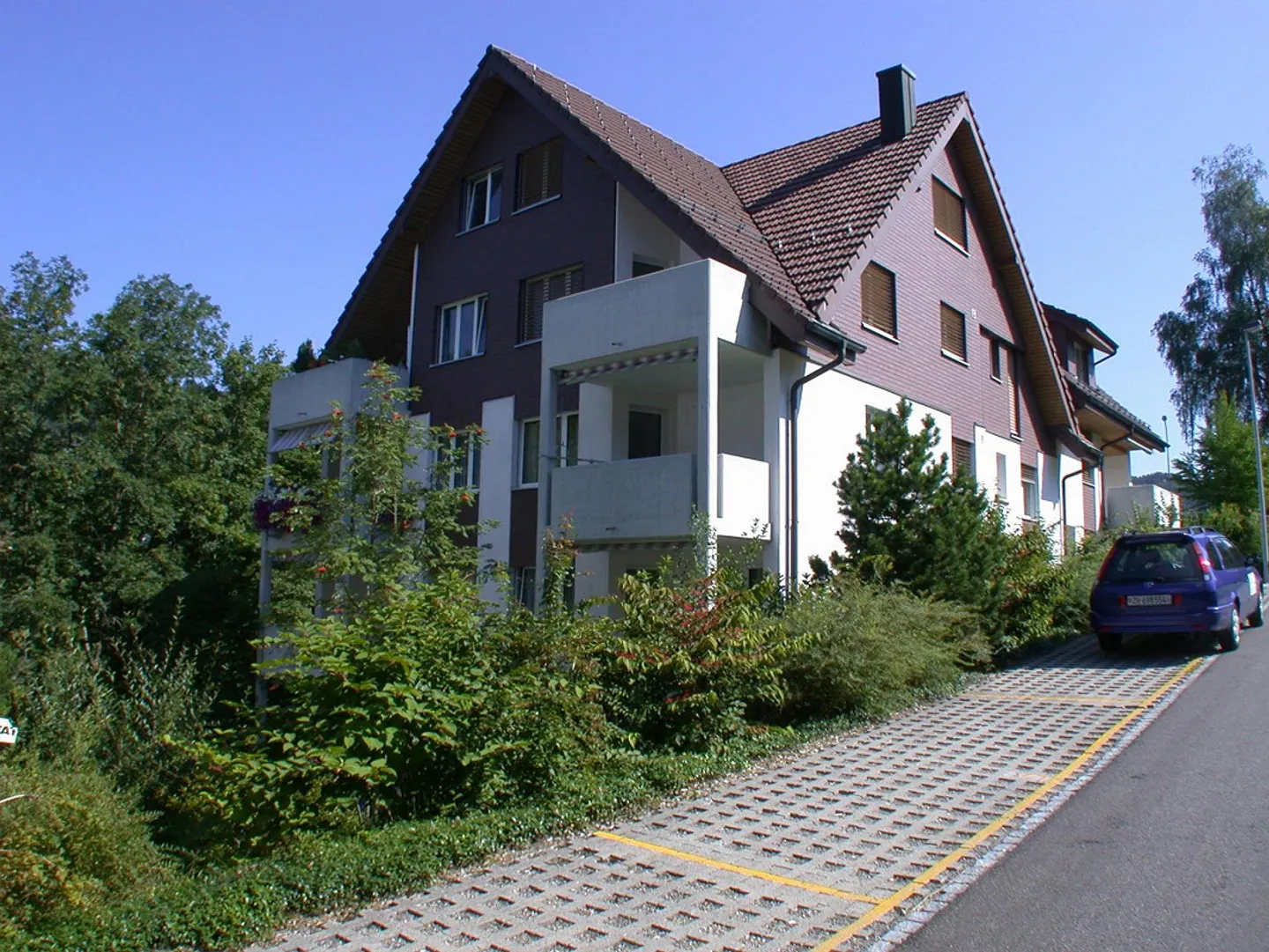 2.0 Zimmerwohnung in Bäretswil - Foto 1 von 11