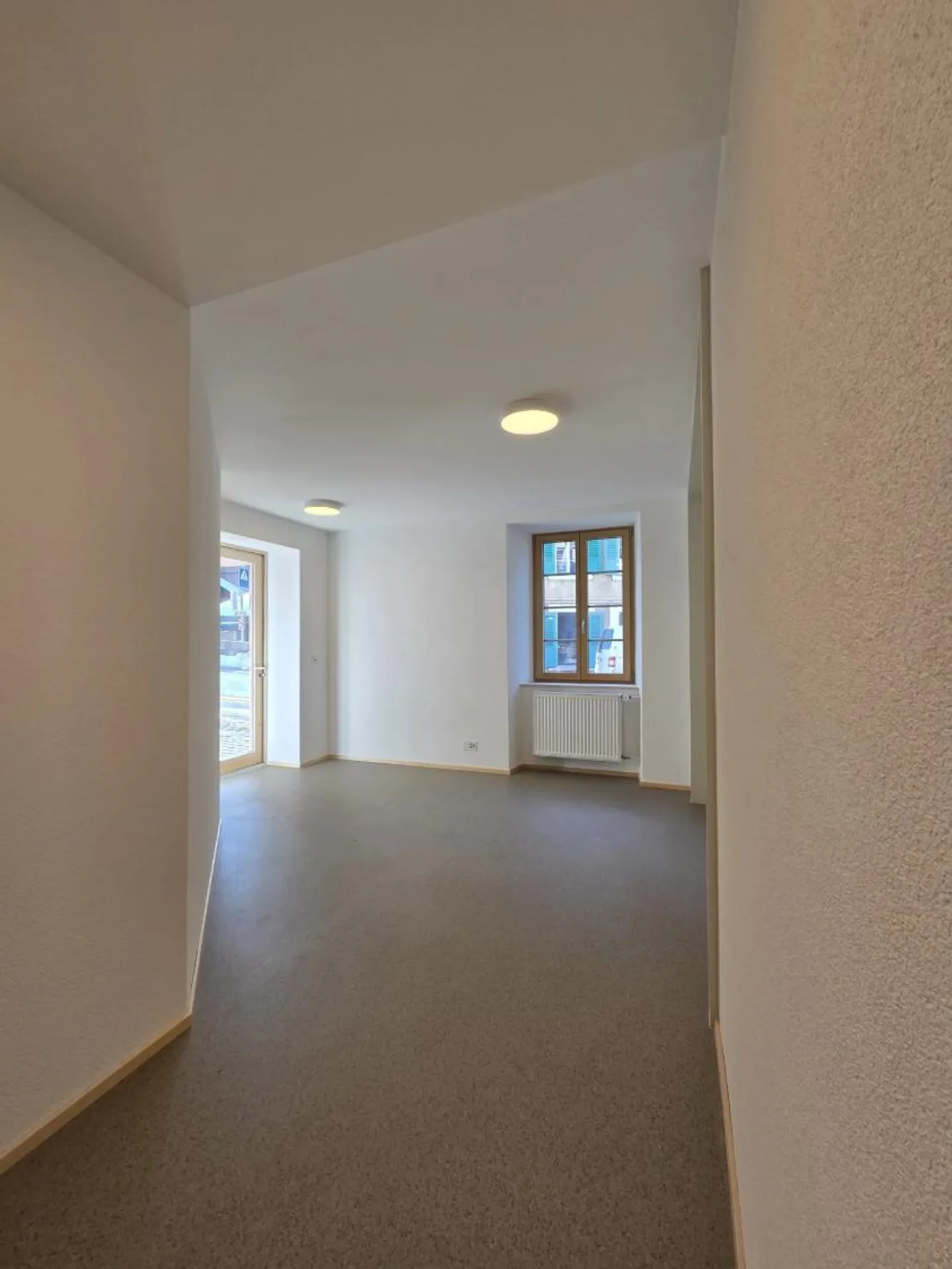 Local commercial à Rossinière - Photo 2 sur 4