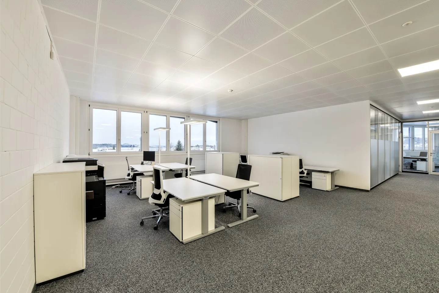 Co-Working Workspaces - Meeting Rooms - Training Room - Photo 2 of 9