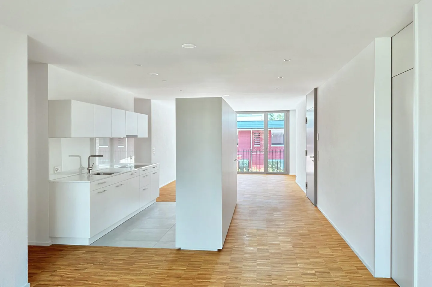 Appartement moderne de 4,5 pièces dans le «Obstgarten» - Photo 2 sur 4