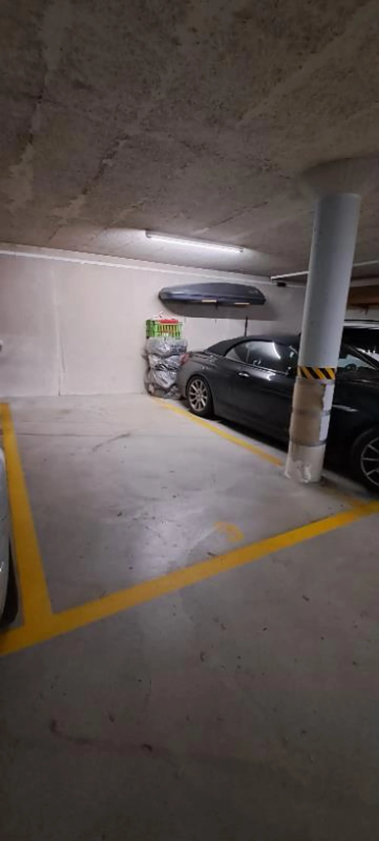 «Tiefgarage» - Foto 1 von 2