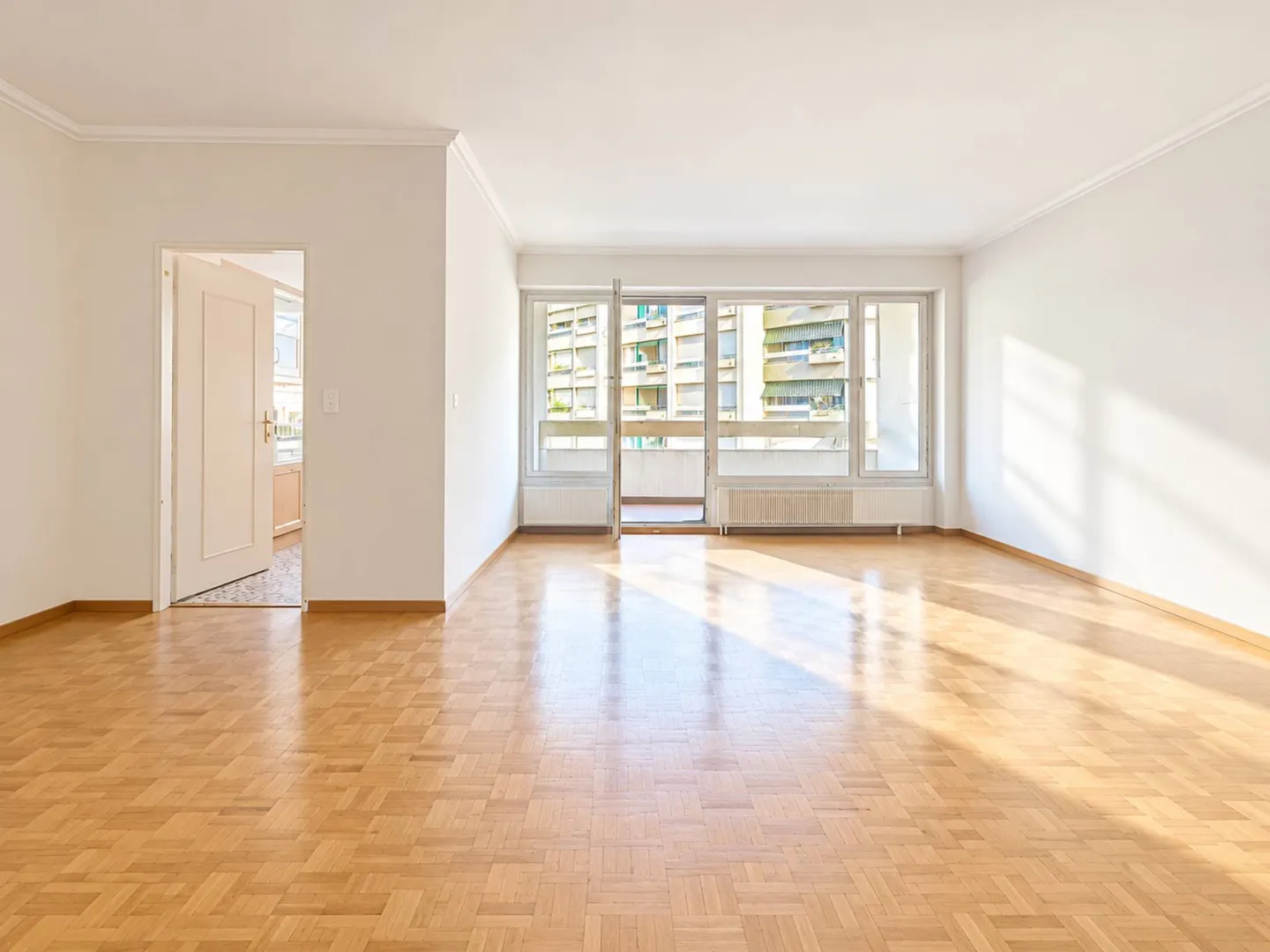 Spacious Apartment in Charmilles - Photo 1 of 6