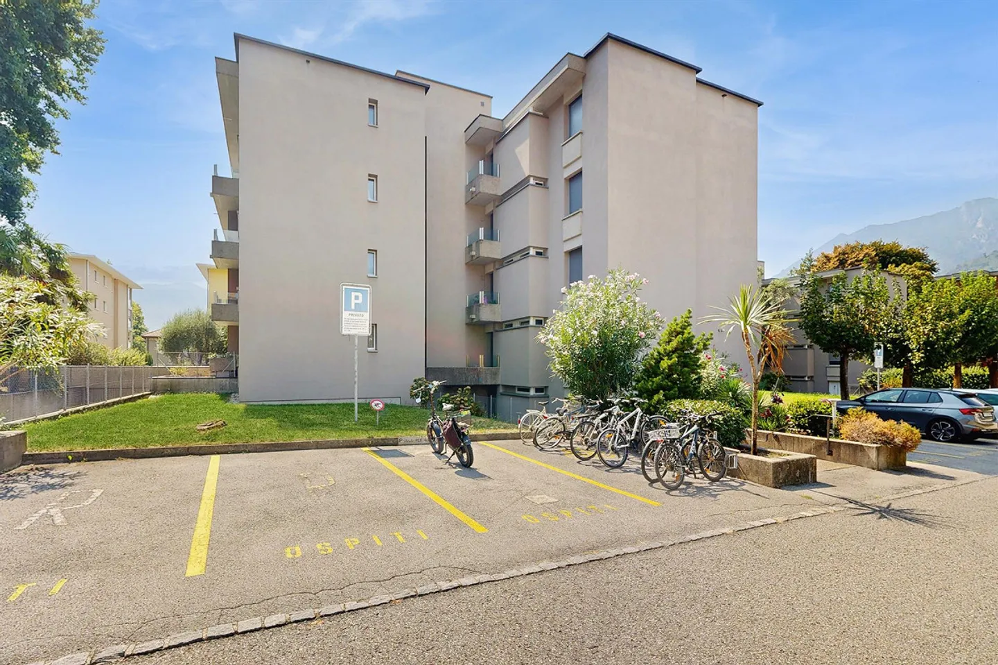 Nur einen Steinwurf von der Stadt entfernt, umgeben von Grün: Ihr neues Zuhause erwartet Sie - Foto 1 von 11