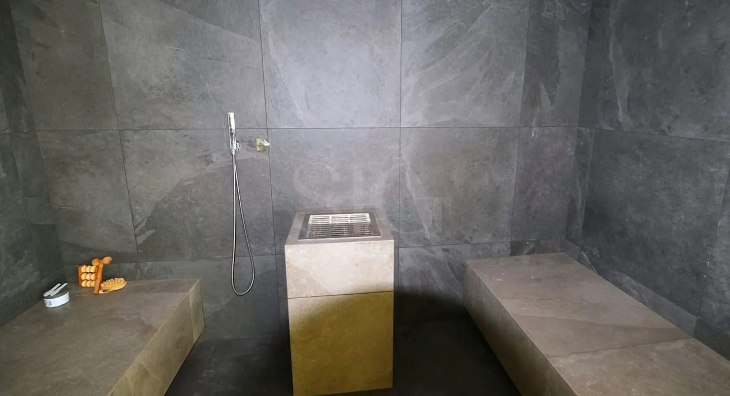 Luxury Villa in Montagnola - Photo 14 of 15