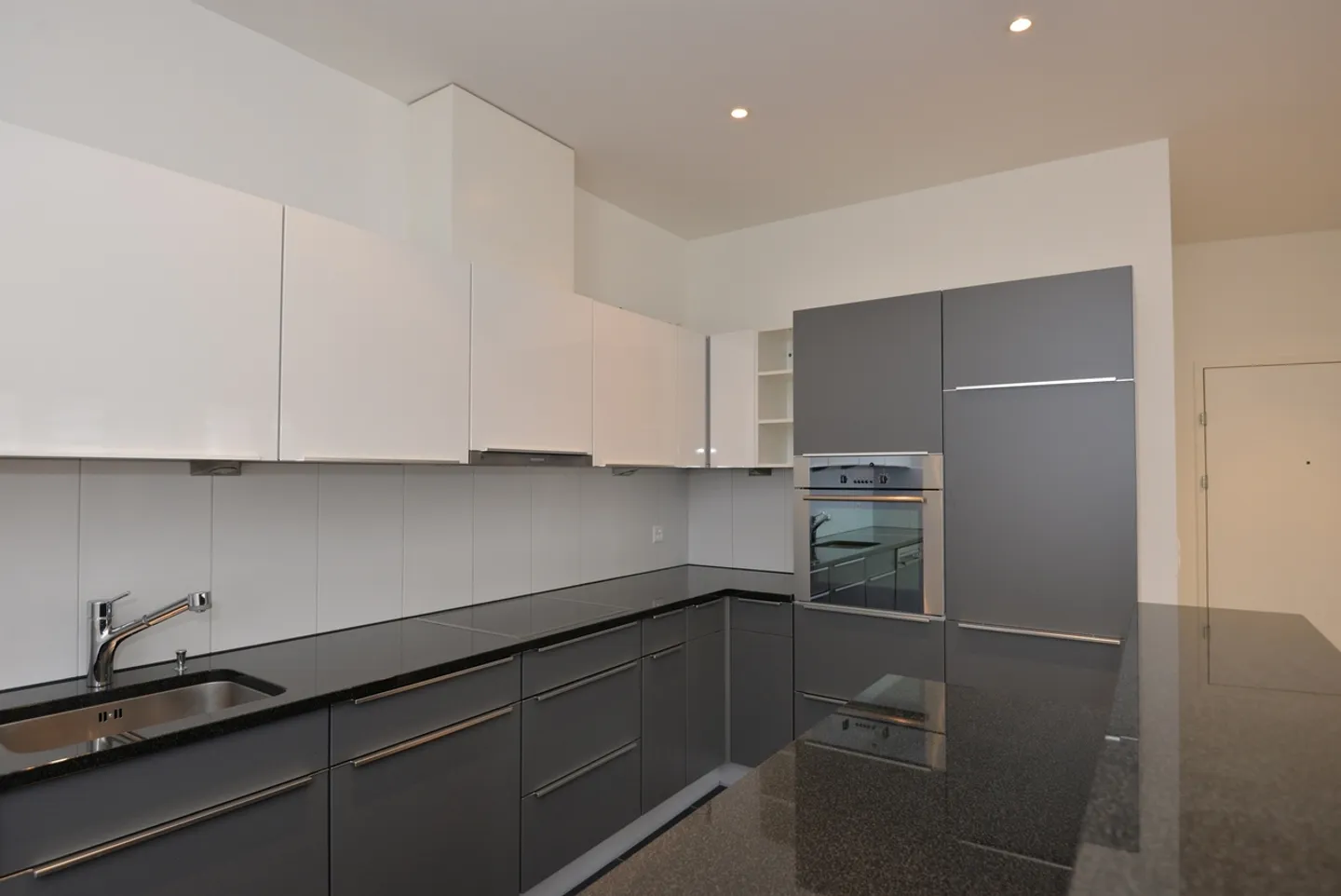 BEFRISTET BIS 30.6.2026 - Zuhause im Herzen der Altstadt Luzern - Foto 1 di 9