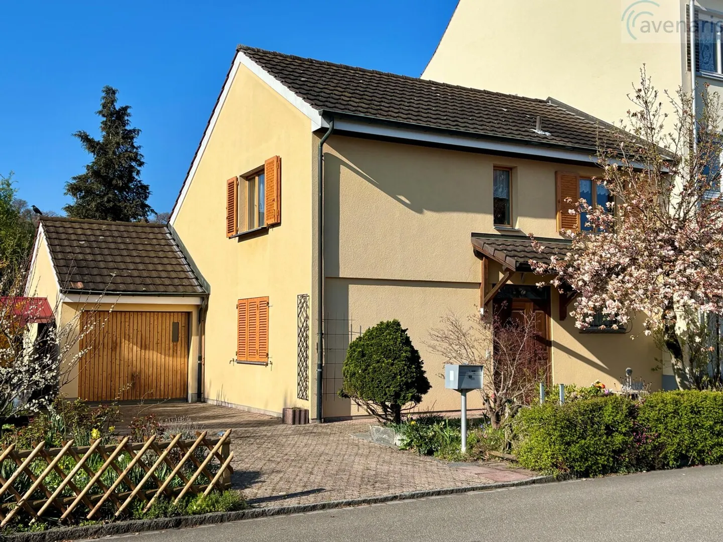 Maison individuelle jardin idyllique dans un emplacement calme et central de Muttenz - Photo 2 sur 20