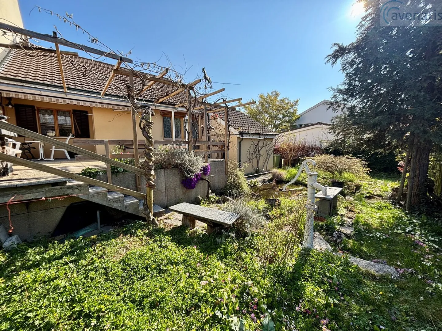 Maison individuelle jardin idyllique dans un emplacement calme et central de Muttenz - Photo 3 sur 20