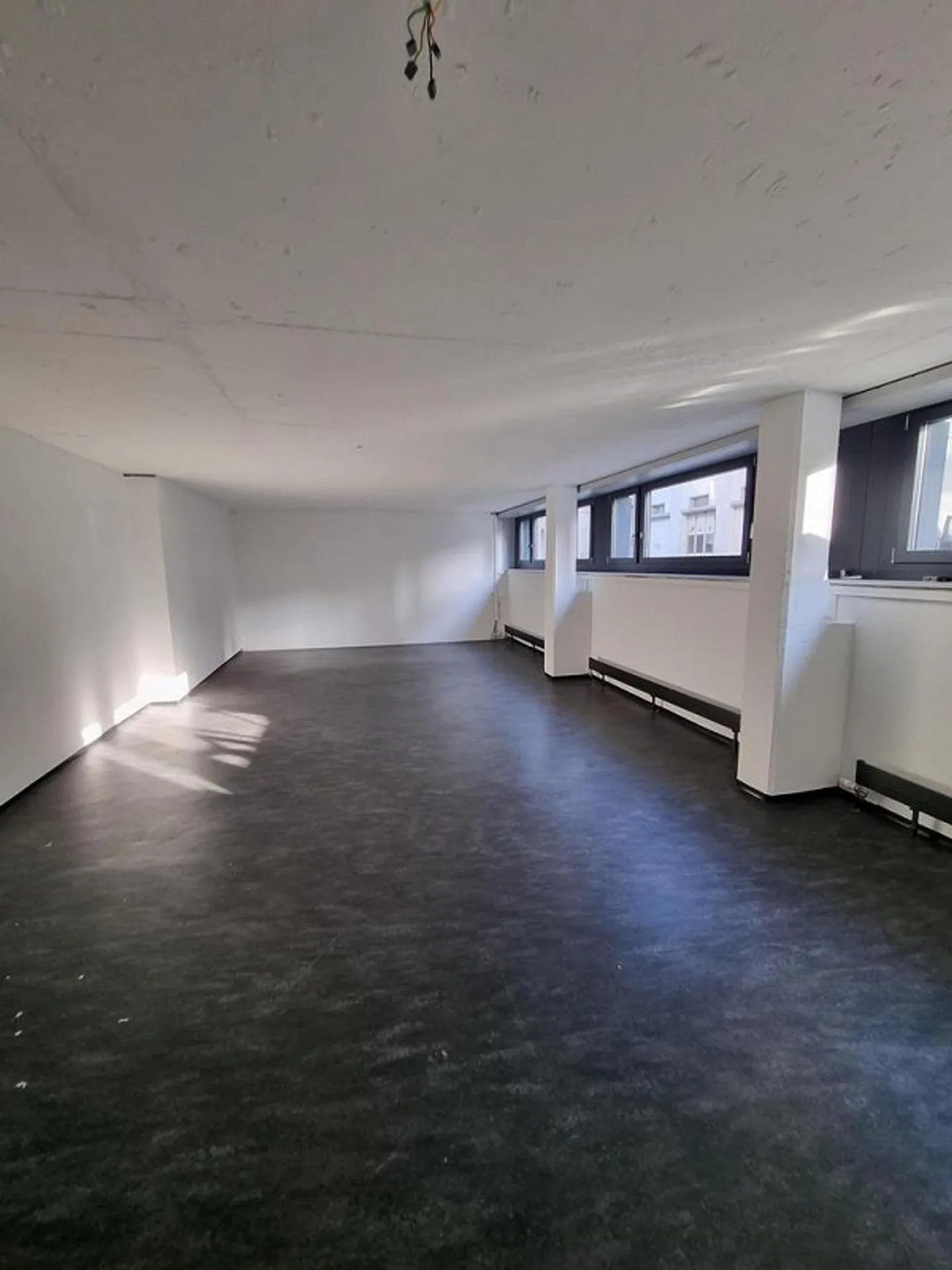 Il tuo studio vicino alla stazione ferroviaria - Foto 2 di 3