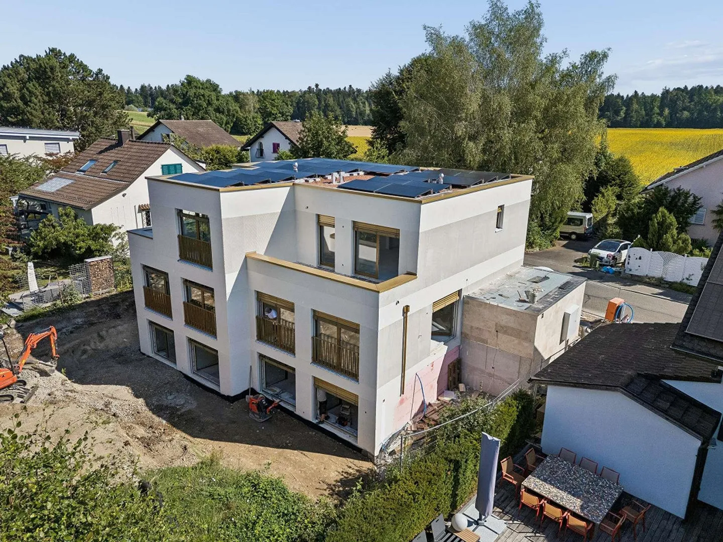 Maison jumelée neuve de 4,5 pièces à Wallisellen avec une architecture exceptionnelle - Photo 1 sur 14