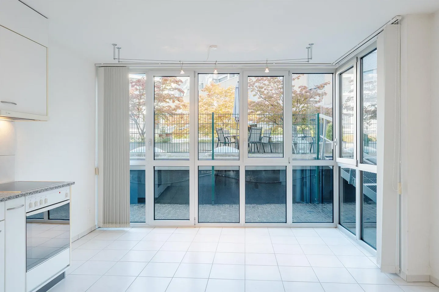 Studio centrale - Ideale per vivere o per un'attività tranquilla - Foto 8 di 13