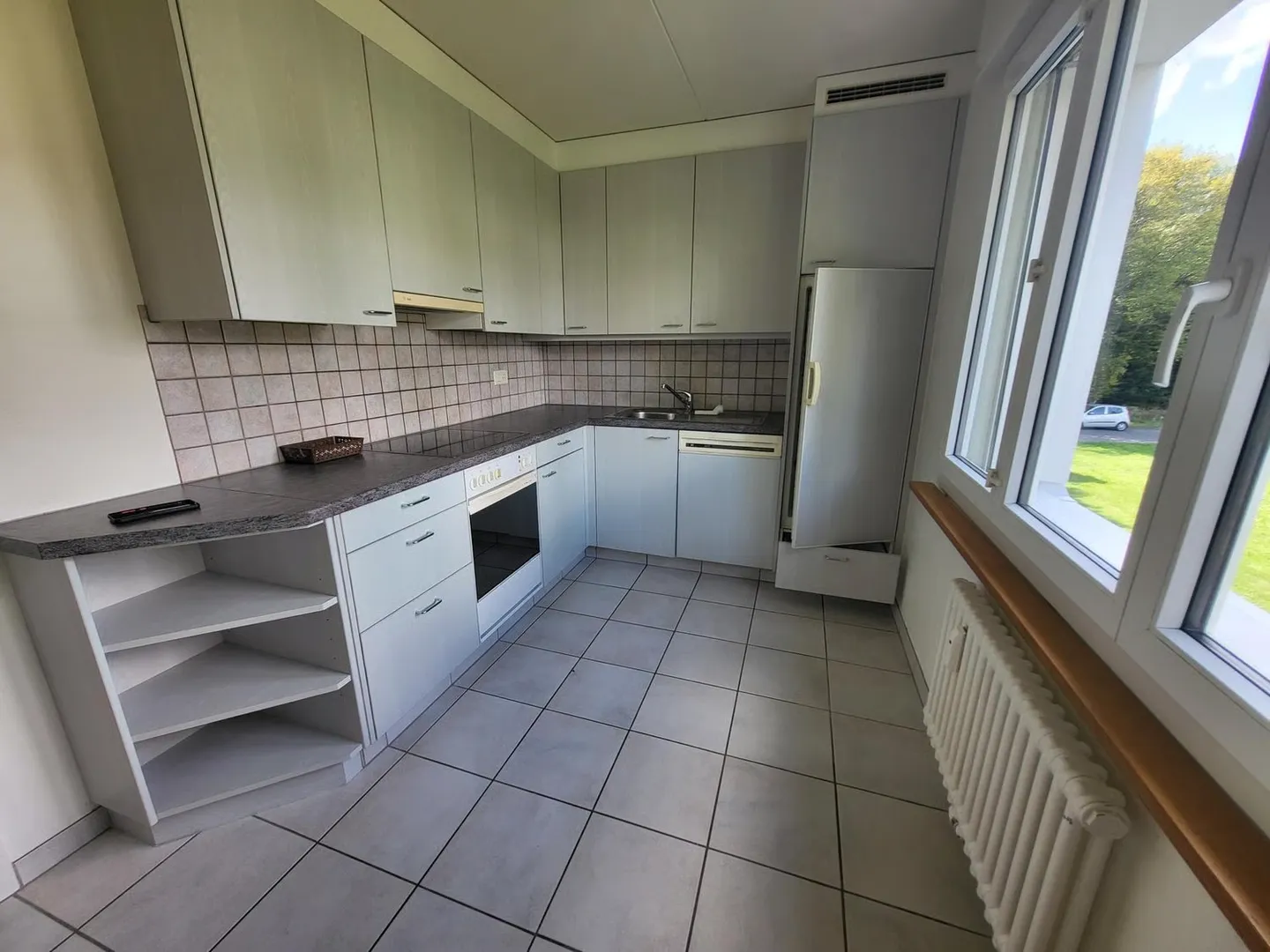 Appartement de 3 pièces dans un emplacement familial - Photo 2 sur 9