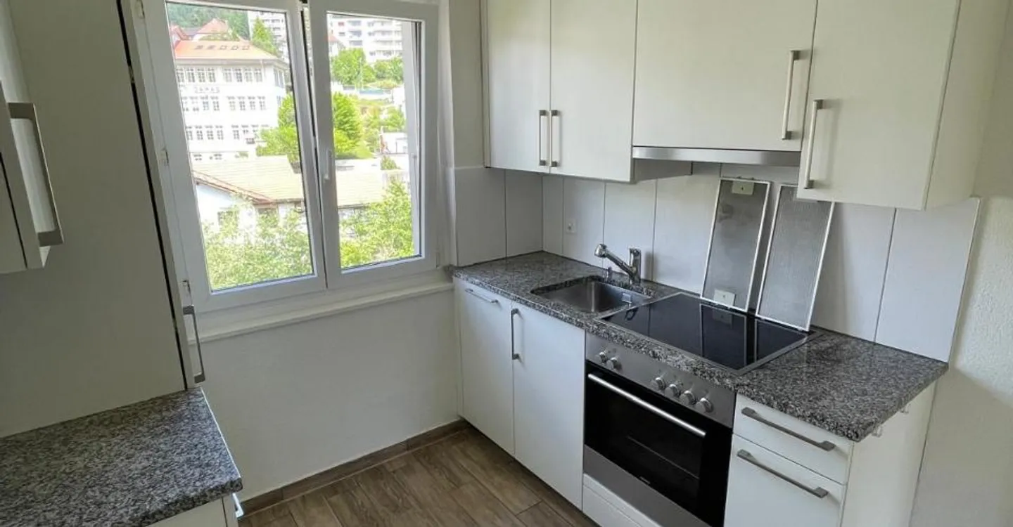 Zu vermieten: 4-Zimmer-Wohnung mit Balkon - Pont 10, Tramelan - Foto 1 von 6