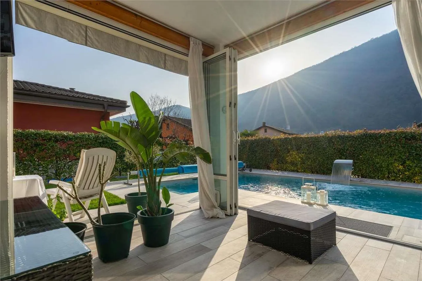 Villa mit Pool von großer Faszination - Foto 2 von 13