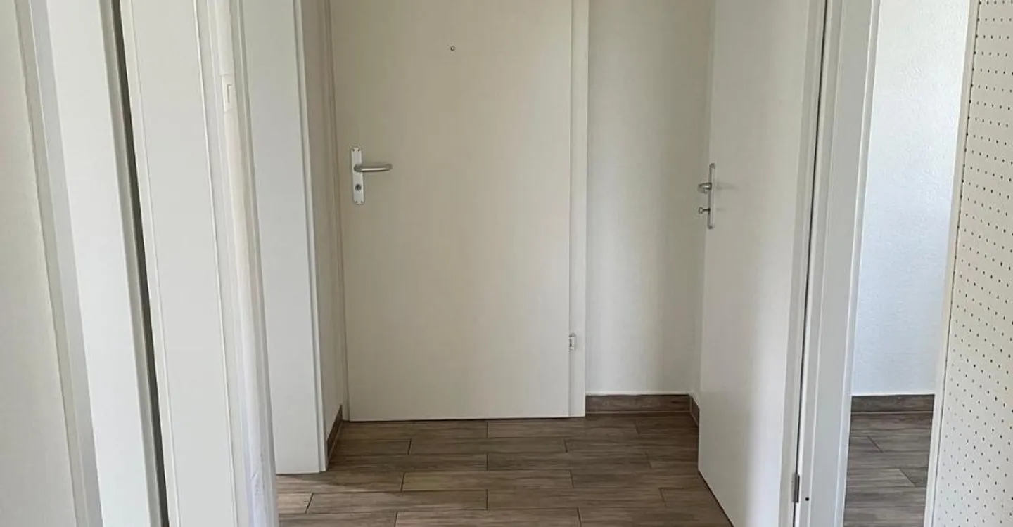 Zu vermieten: 4-Zimmer-Wohnung mit Balkon - Pont 10, Tramelan - Foto 5 von 6