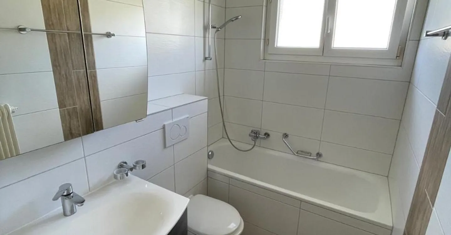 Zu vermieten: 4-Zimmer-Wohnung mit Balkon - Pont 10, Tramelan - Foto 6 von 6