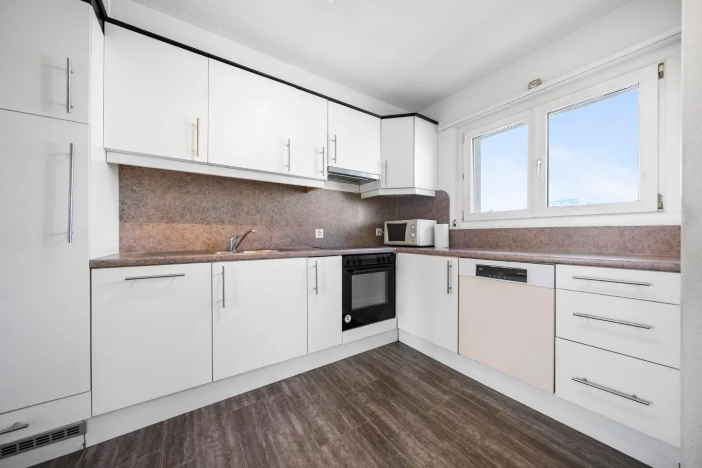 Condominium de 4,5 pièces dans un emplacement central - Photo 3 sur 10