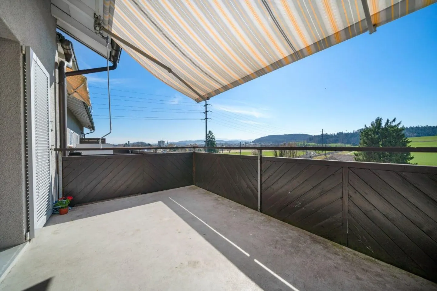 Condominium de 4,5 pièces dans un emplacement central - Photo 1 sur 10