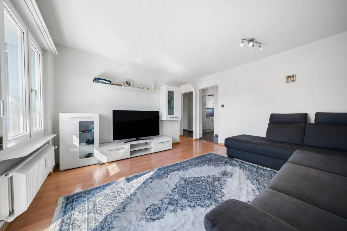 Condominium de 4,5 pièces dans un emplacement central - Photo 2 sur 10