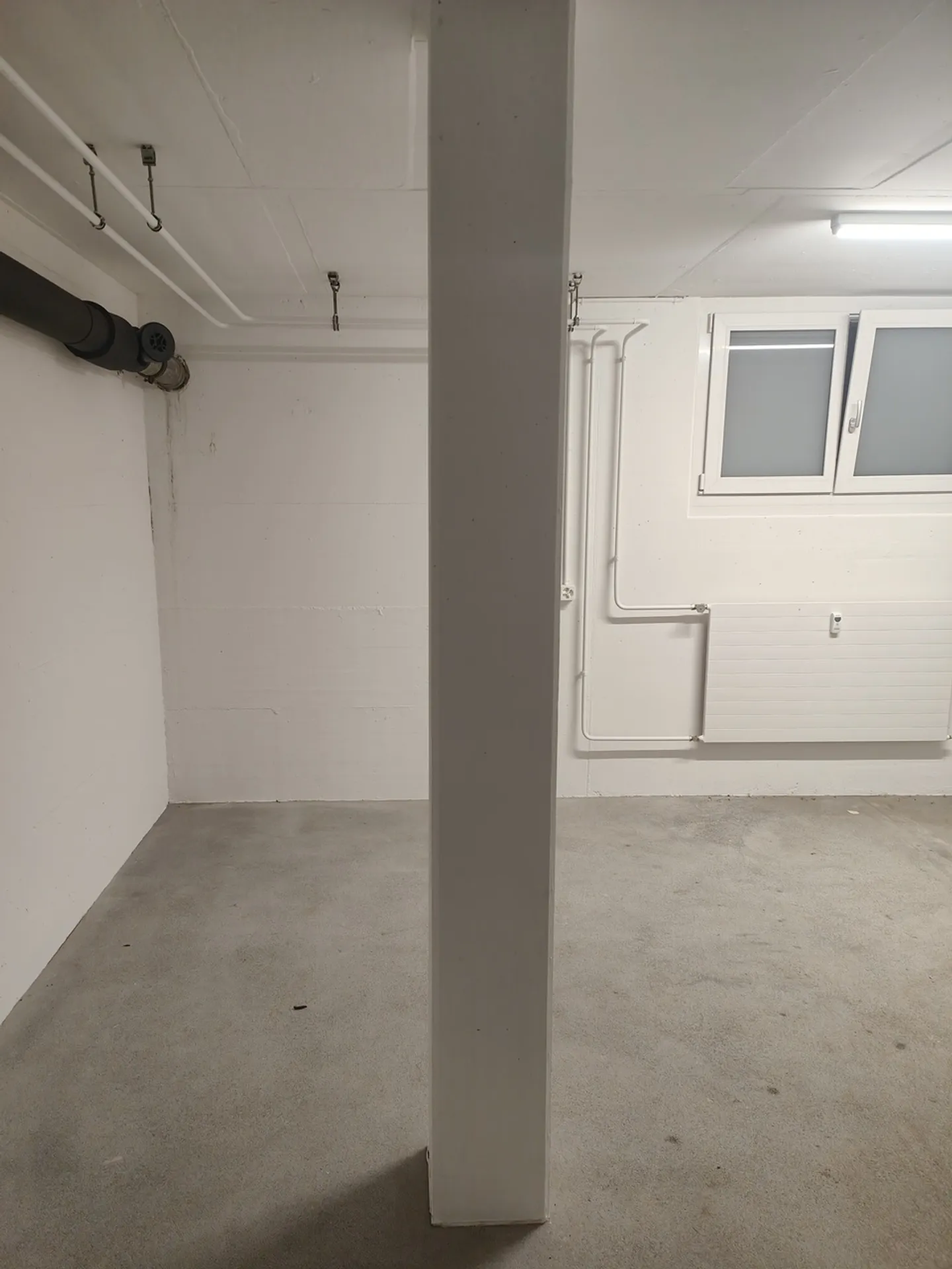 23.7m2 Salle de stockage Suhr - Gönhardweg 11A (DISPONIBLE À PARTIR DU 10.1.26) - Photo 10 sur 13