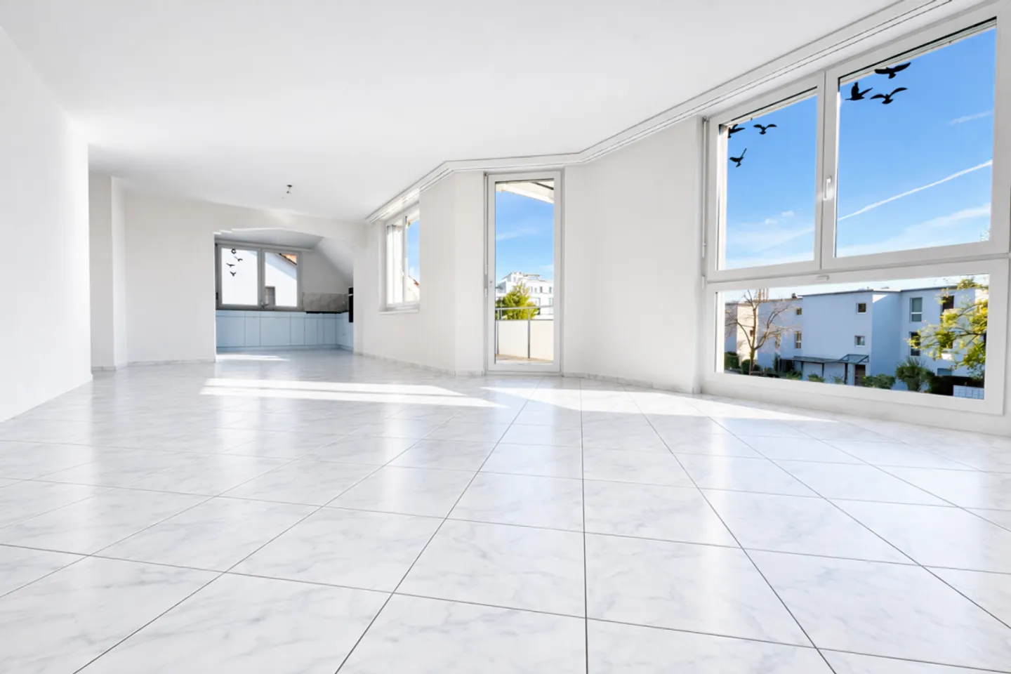 Charmante Wohnung in Opfikon - Foto 2 von 10