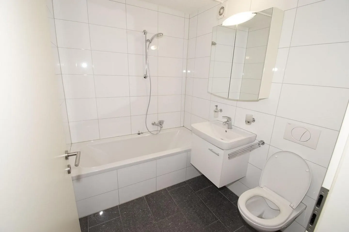 Moderne Wohnung in zentraler Lage - Foto 6 von 12