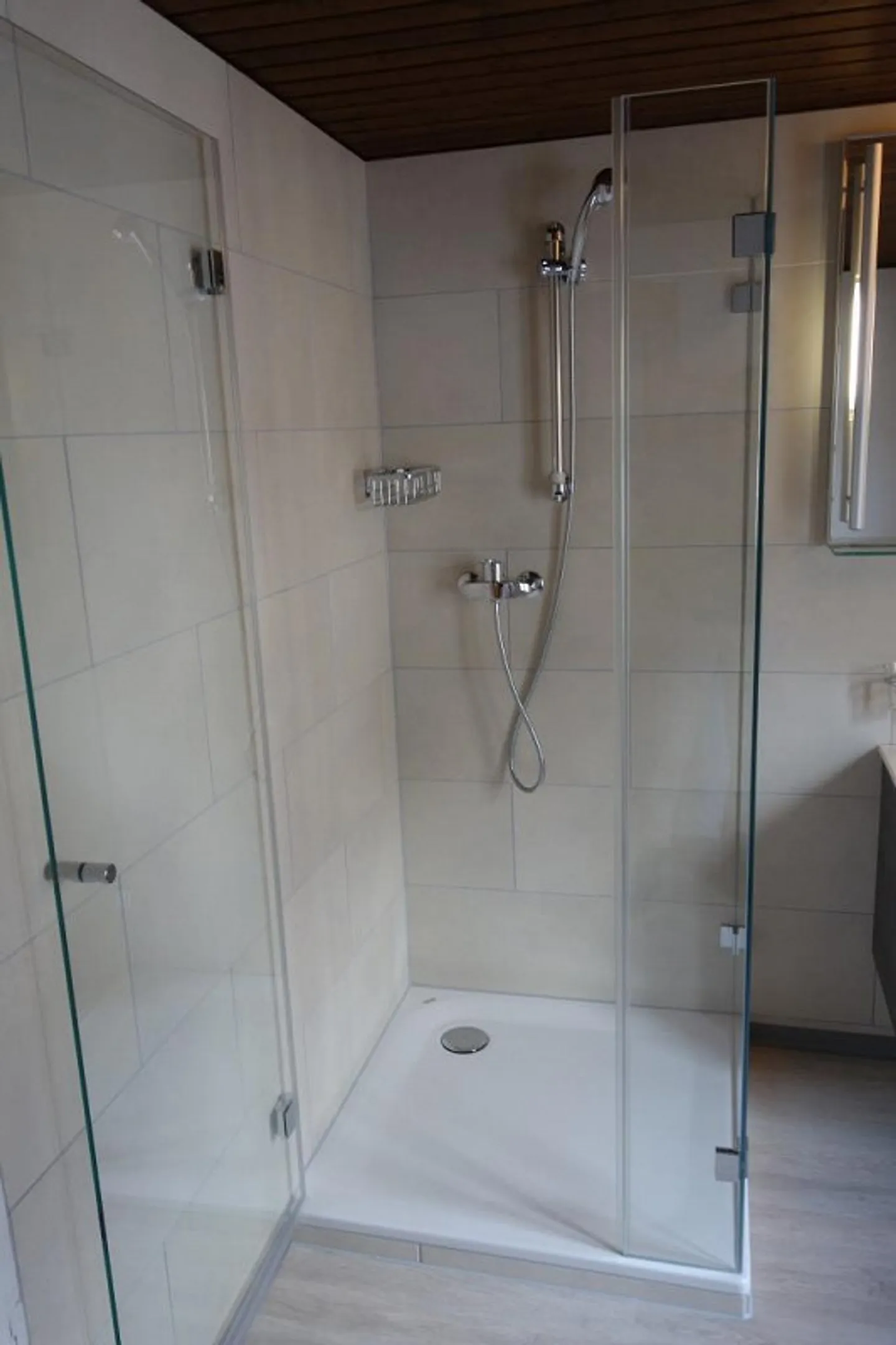 Subaffittuario per appartamento di 3 stanze 1'090.-Fr. - Foto 3 di 8