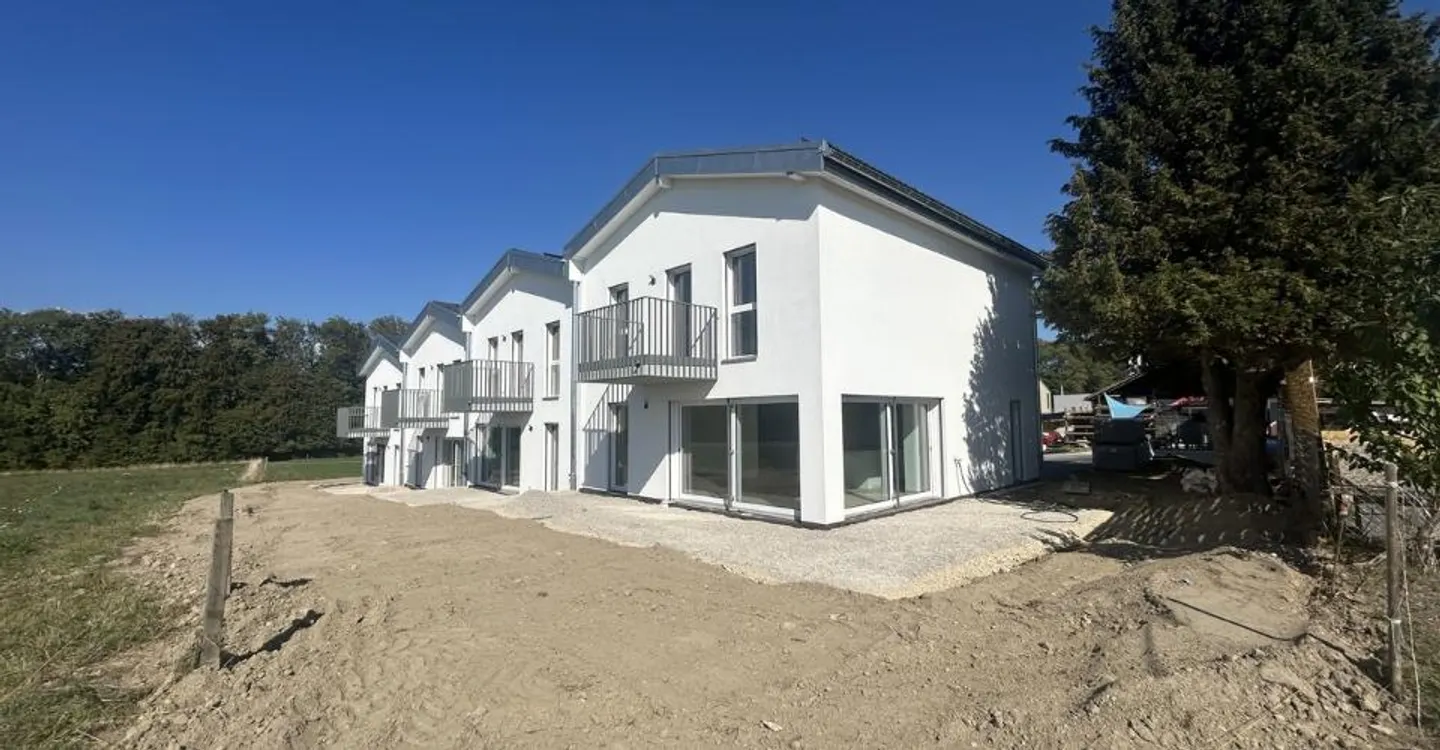 ULTIMA VILLA DISPONIBILE GLETTERENS IN VENDITA VILLA CONTIGUA - Foto 4 di 9