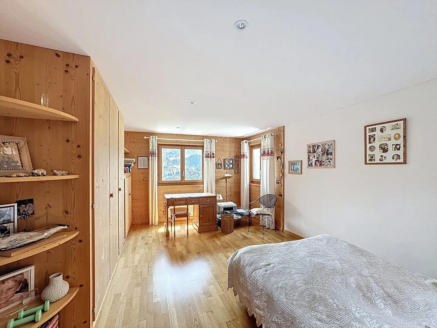 Chalet for sale - Photo 9 of 12