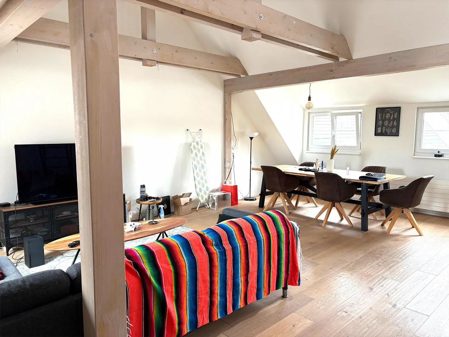 grosszügige Dachwohnung mit Galerie - Foto 1 von 17