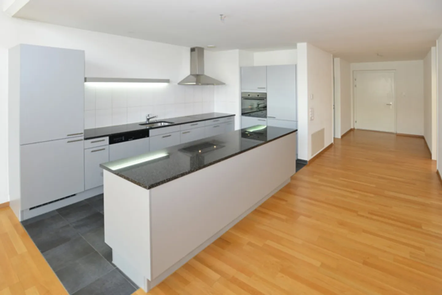 Live. Enjoy. Relax. - Photo 4 of 7