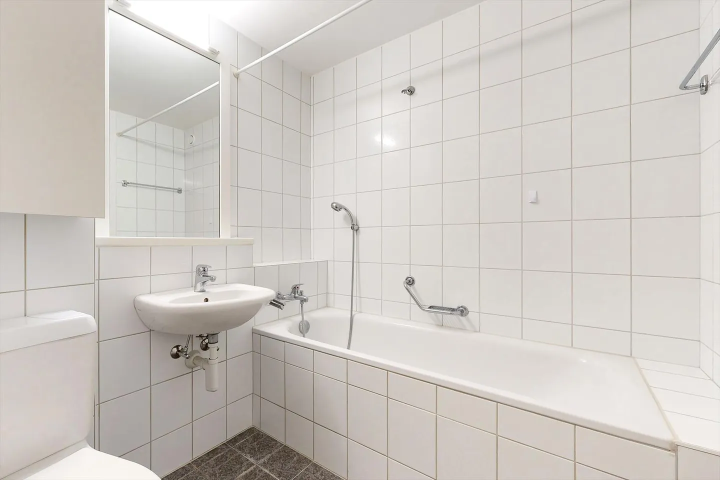 Appartement 2.5 pièces - Photo 5 sur 9