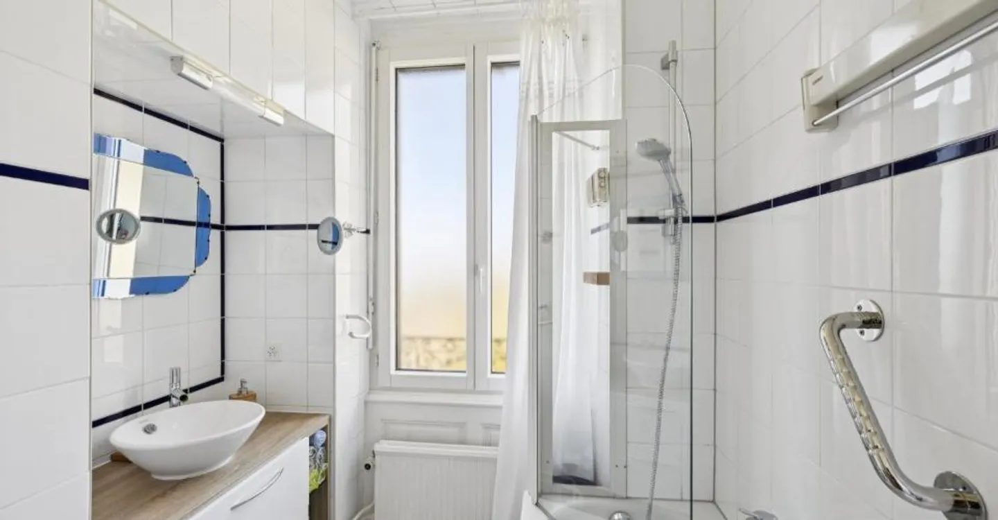 Appartement de charme au lac - Photo 9 sur 12