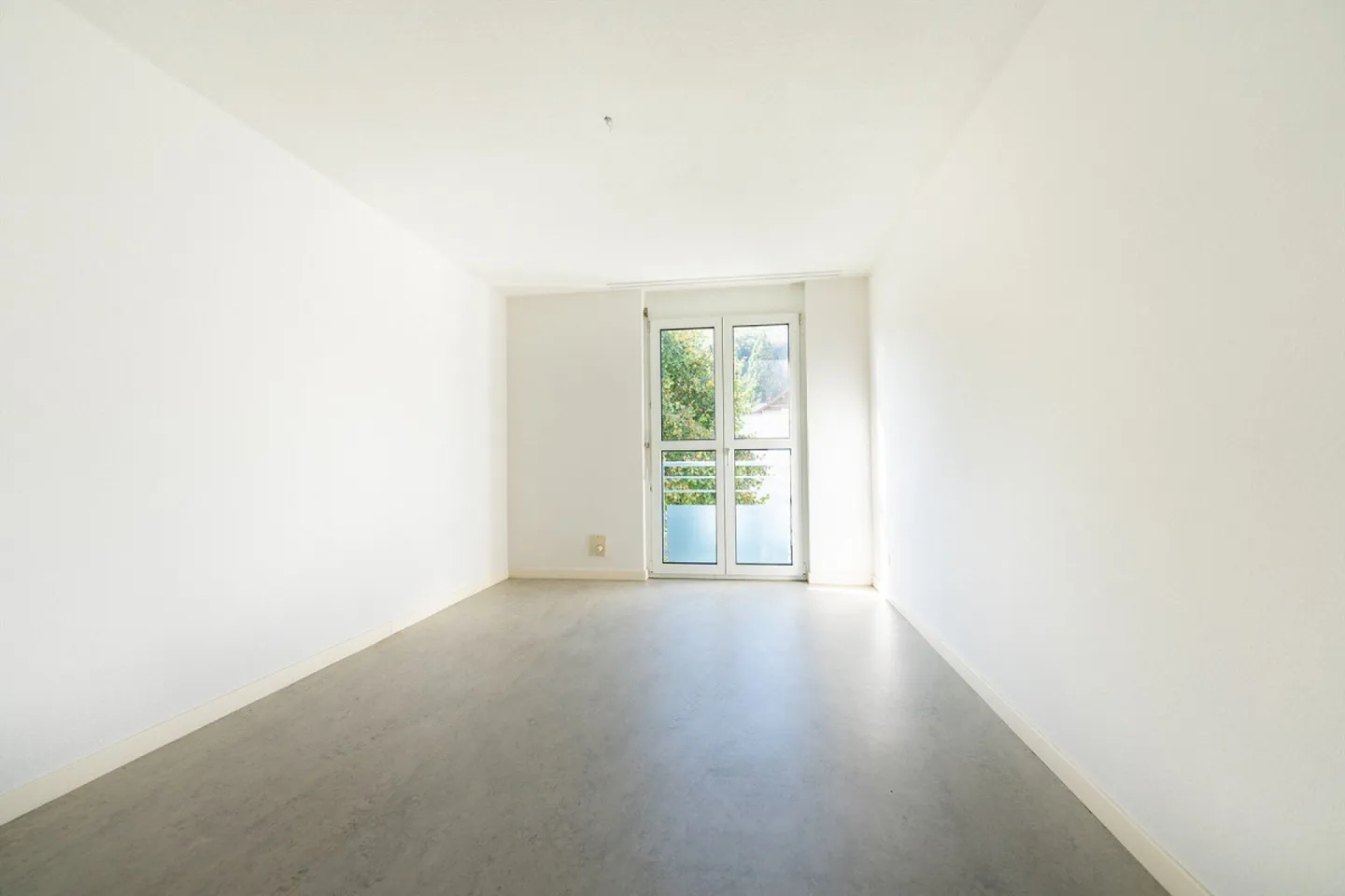 Itingen / Appartement au rez-de-chaussée de 4,5 pièces à gauche - Photo 8 sur 8