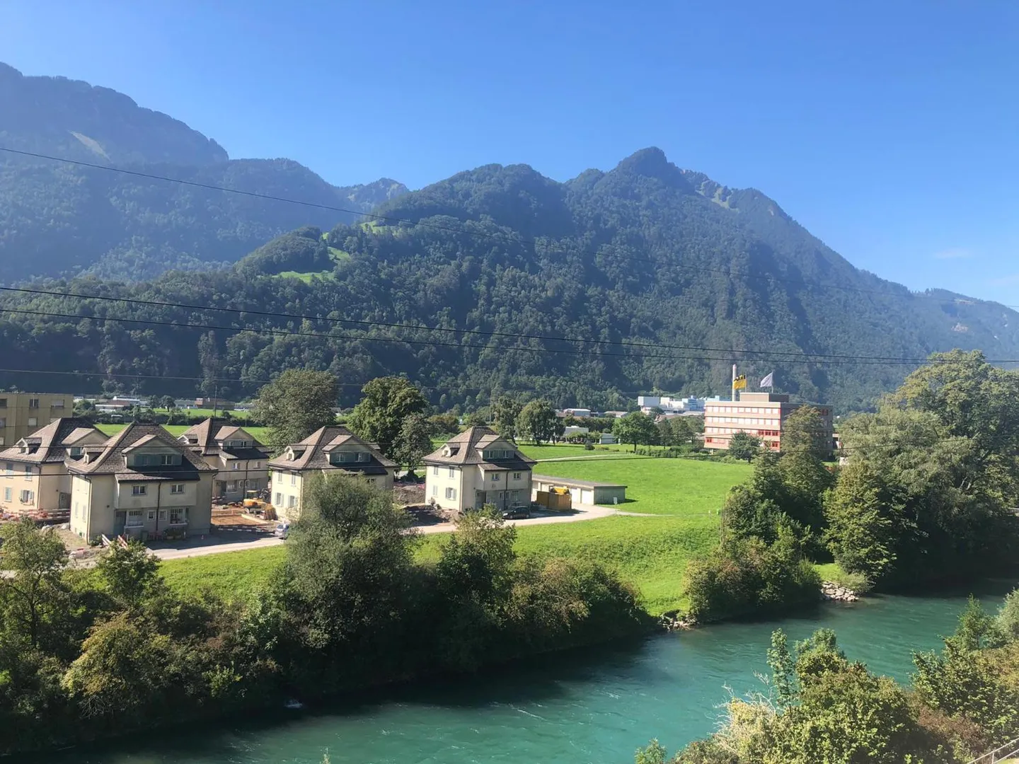 4-room apartment for rent near Ziegelbrücke train station - Photo 3 of 13