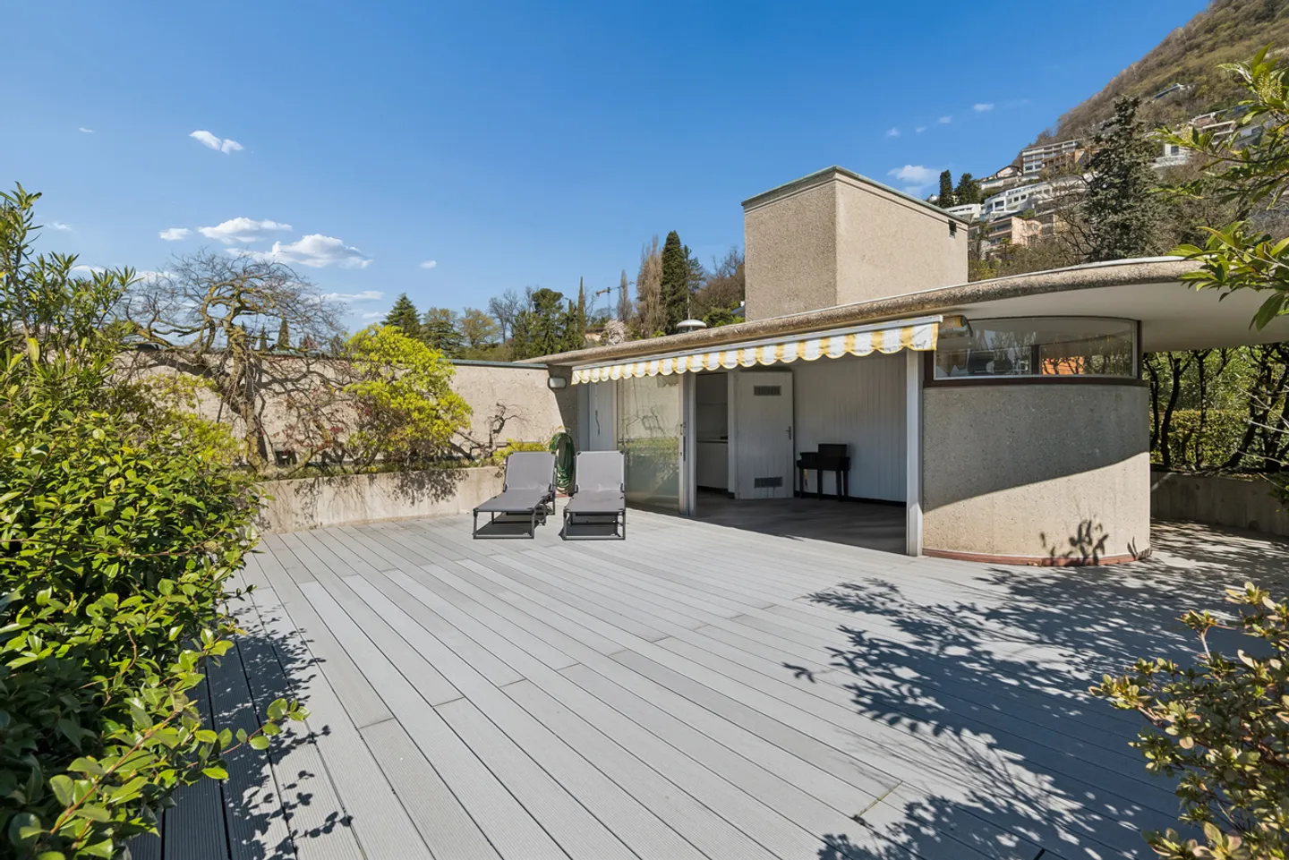 Attique duplex avec vue dominante sur le lac de Lugano - Photo 14 sur 14