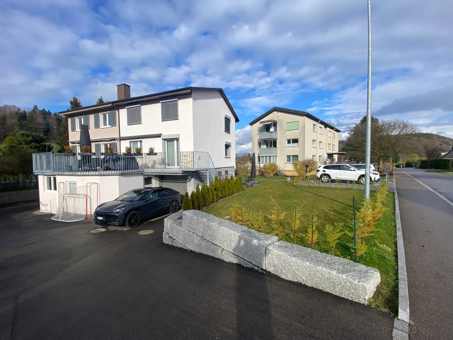 Casa a schiera completamente ristrutturata di 5,5 stanze a Bichelsee - Foto 1 di 11